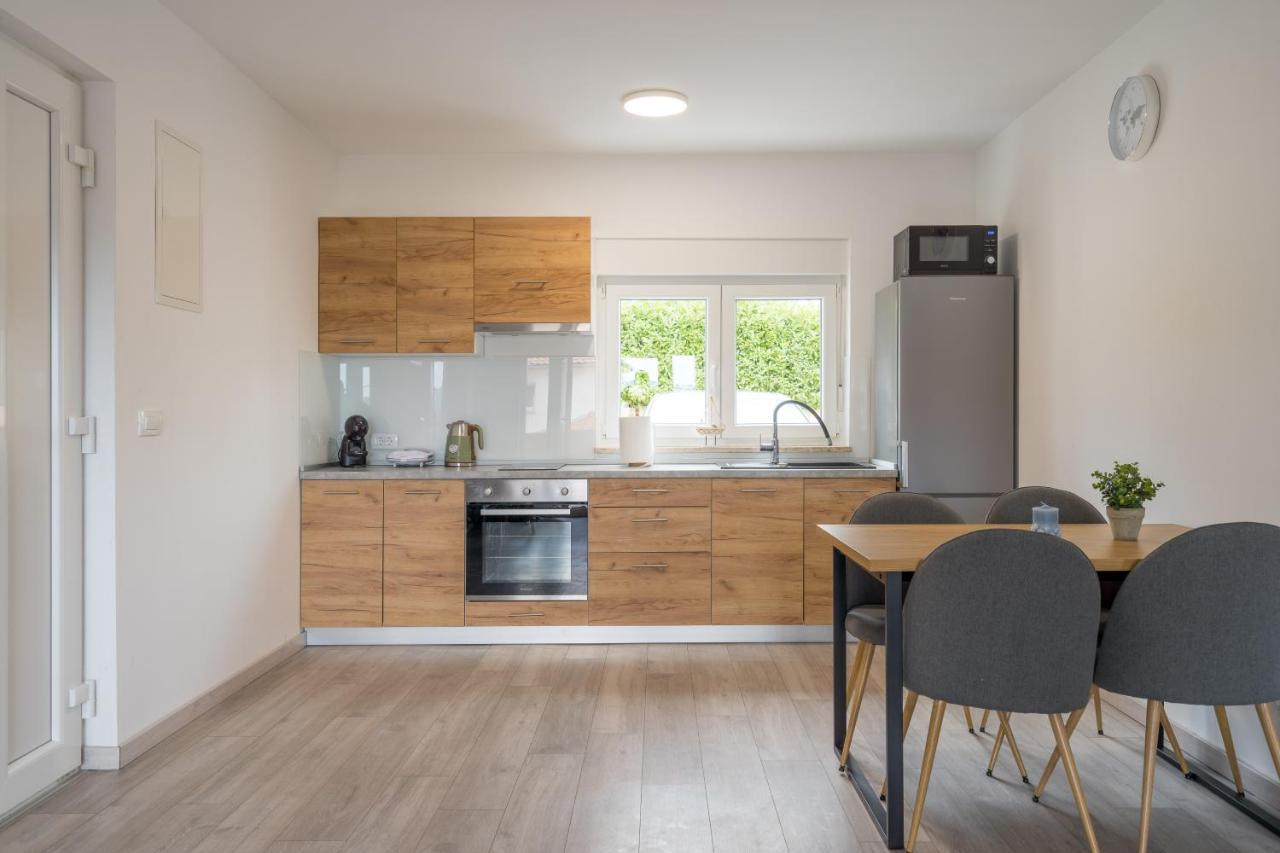Apartmani Villa Ruby Linardići المظهر الخارجي الصورة
